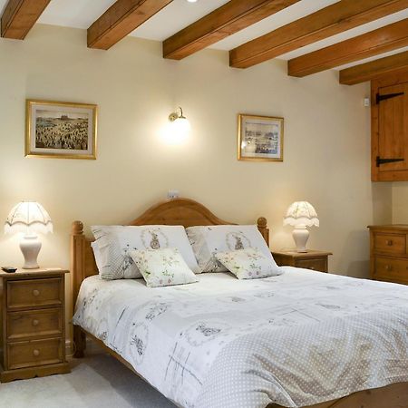 Walled Garden Lodge Ryehill Екстериор снимка