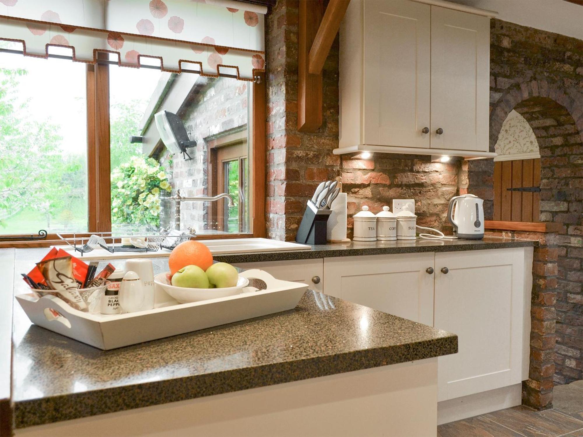 Walled Garden Lodge Ryehill Екстериор снимка