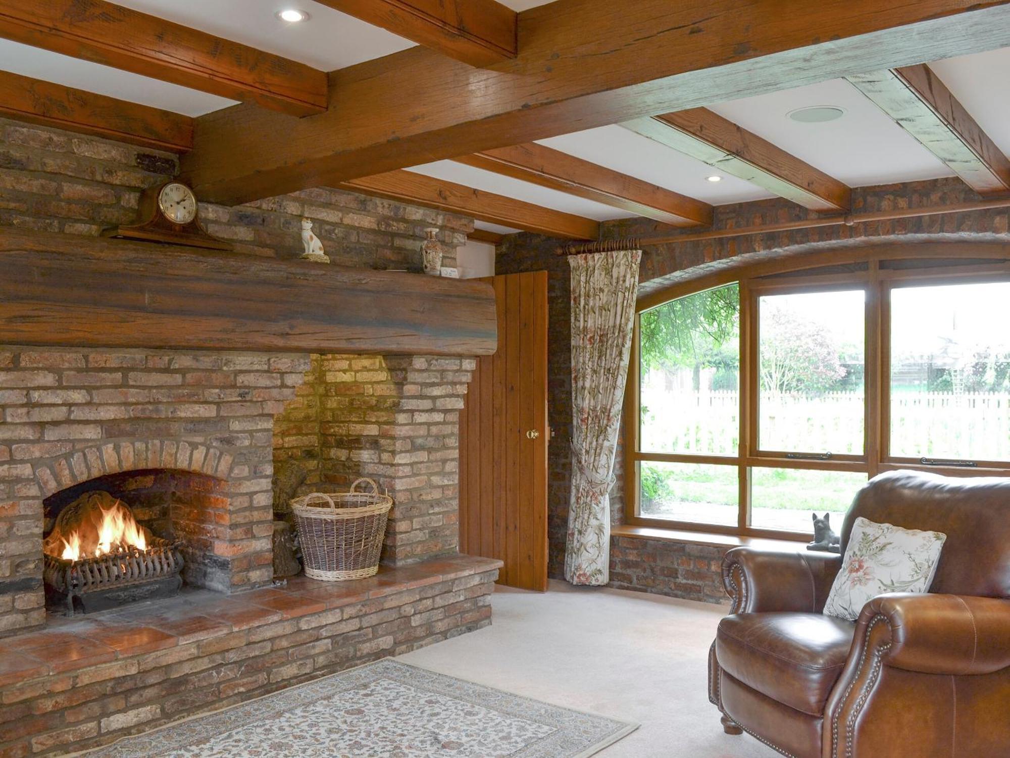 Walled Garden Lodge Ryehill Екстериор снимка
