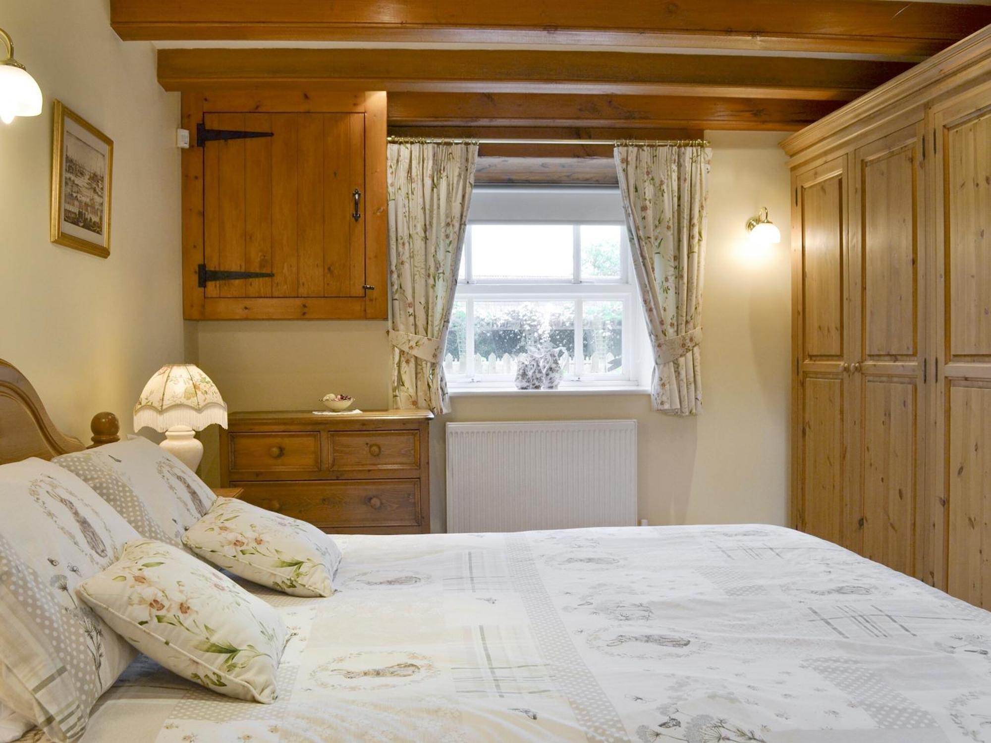 Walled Garden Lodge Ryehill Екстериор снимка